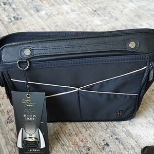 Black Women's Travel Bag with Built-in Light